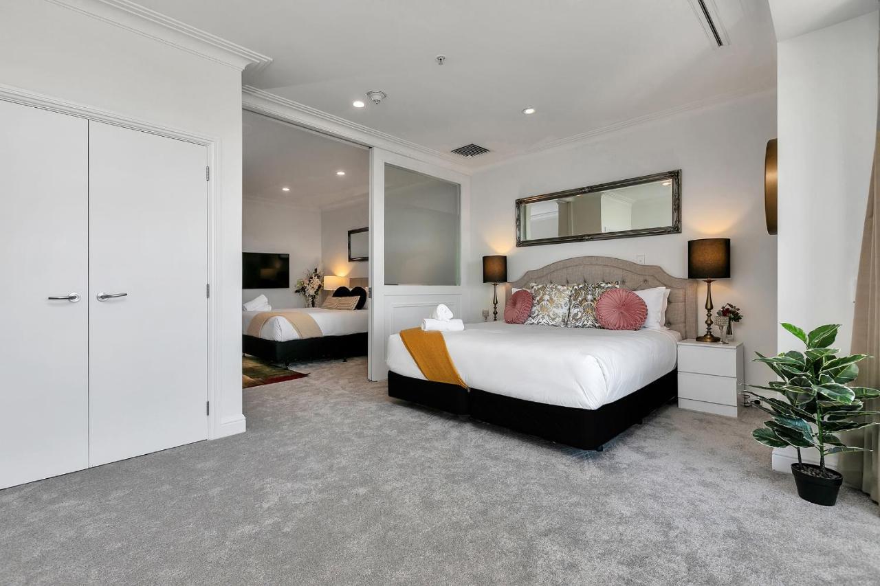 Your Family Getaway - Rooftop Spa & Pool! Auckland Eksteriør billede