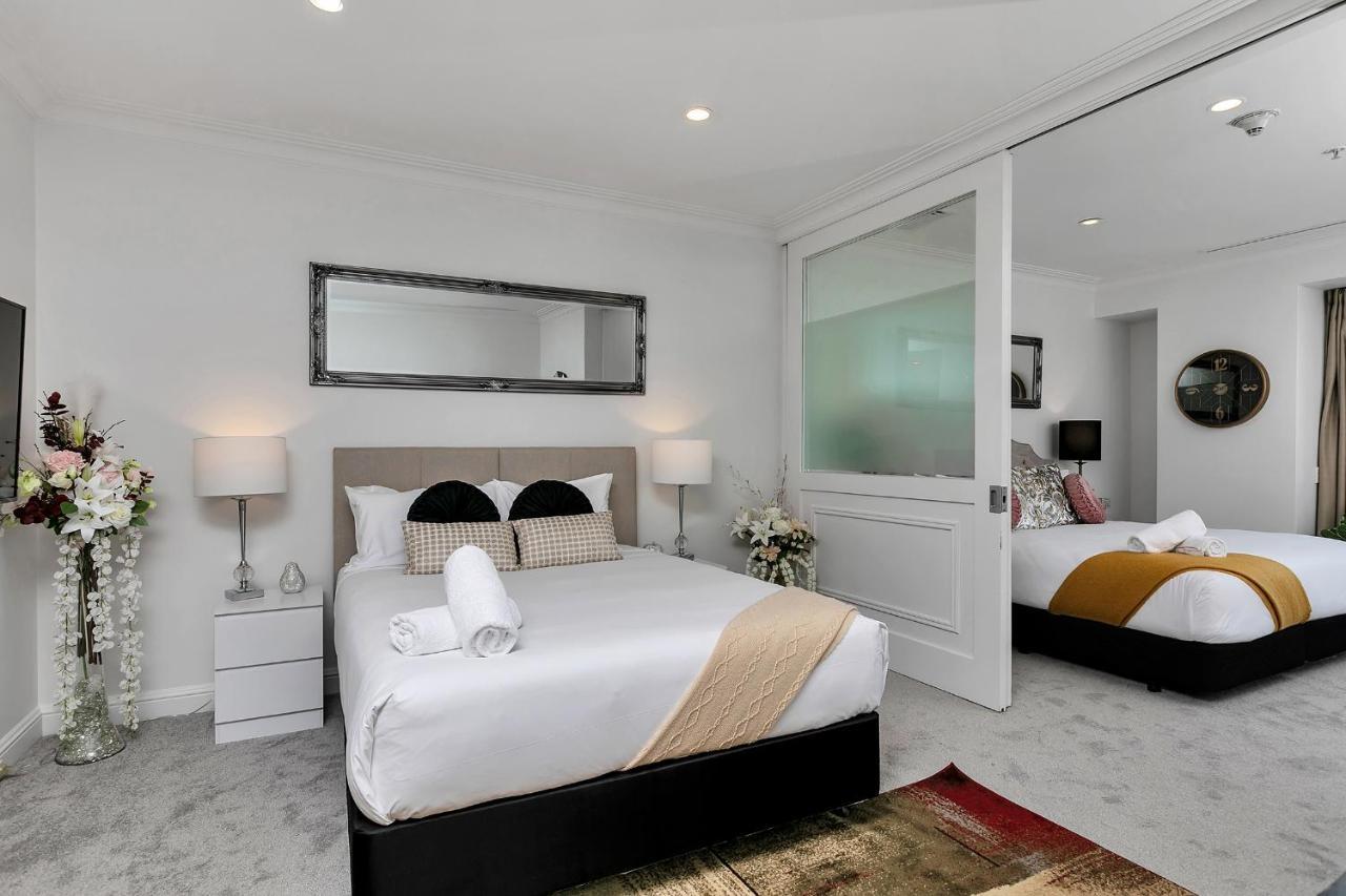 Your Family Getaway - Rooftop Spa & Pool! Auckland Eksteriør billede